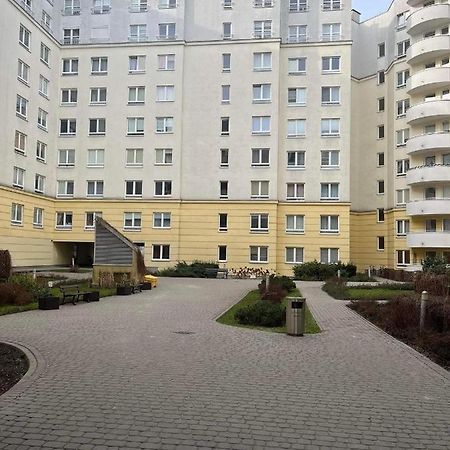 Klimatyzacja - Przy Centrum Onkologii Klinice Novum Dla Pary Badz 4 Osob Βαρσοβία Εξωτερικό φωτογραφία