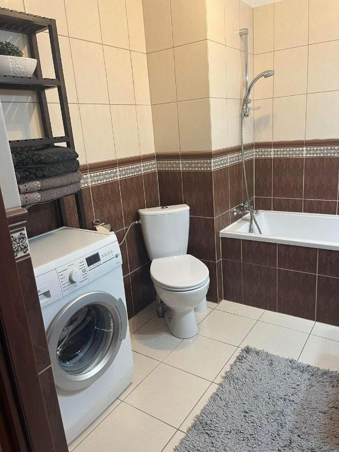 Klimatyzacja - Przy Centrum Onkologii Klinice Novum Dla Pary Badz 4 Osob Βαρσοβία Εξωτερικό φωτογραφία